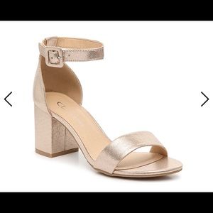 High Heel Metallic Gold never worn before!